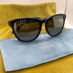 Gucci Black Round Sunglasses for Men